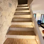 Scappo In Umbria, Casale Rusine