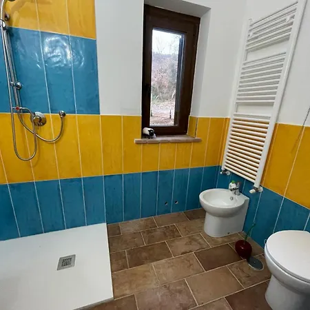 Scappo In Umbria, Casale Rusine