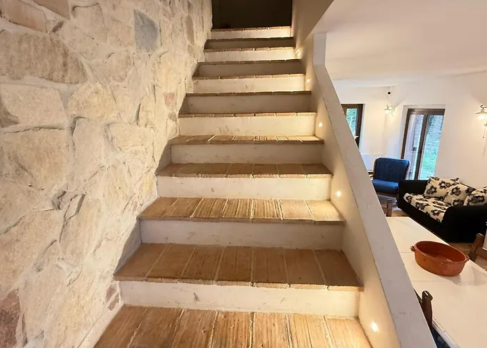 Scappo In Umbria, Casale Rusine