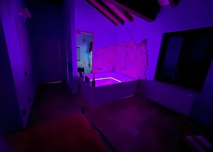 Scappo In Umbria, Casale Rusine